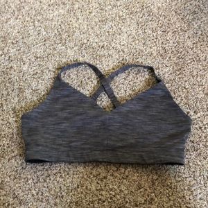 Outdoor Voices Flow Bralette - large